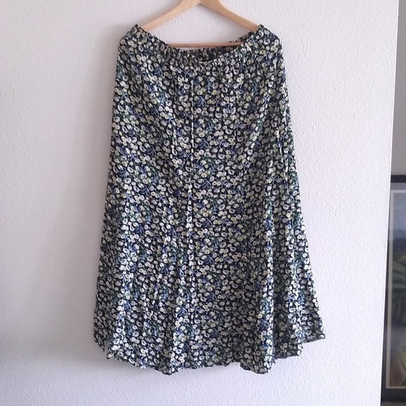 SUSAN BRISTOL Vintage Knit Cardigan and Floral Maxi Skirt Bundle Multicolor Sz M - Picture 4 of 9